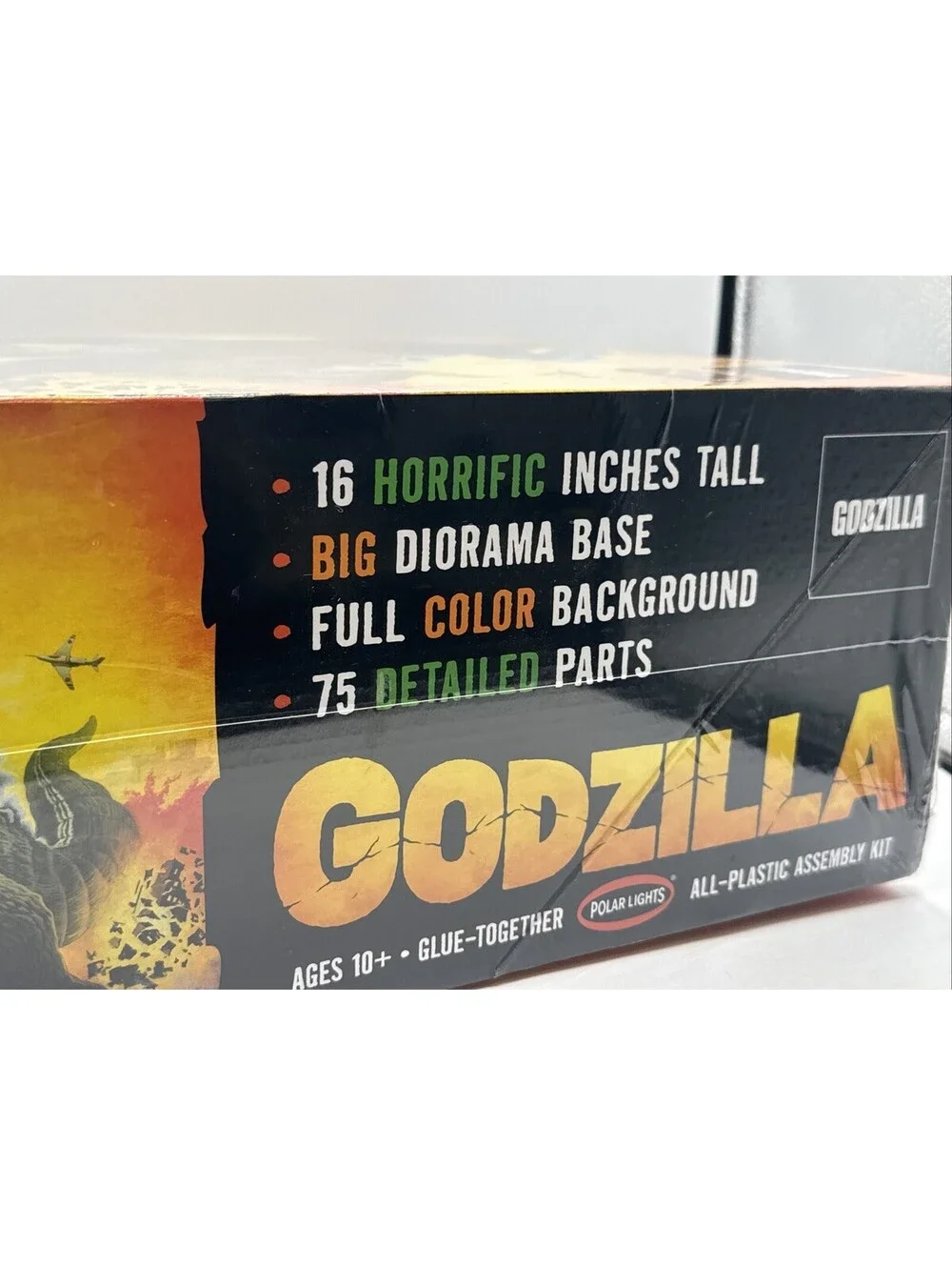 Godzilla 1:144 Scale (16